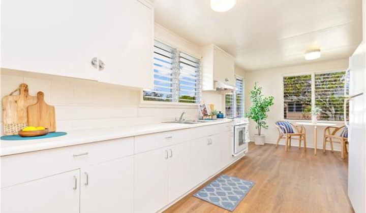 602 Halela Street,Kailua,Hawaii,96734,3 Bedrooms Bedrooms,1 BathroomBathrooms,Single family,Halela,18323040