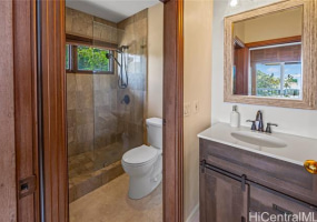 4240 Kaikoo Place,Honolulu,Hawaii,96816,5 ベッドルーム ベッドルーム,4 バスルームバスルーム,一戸建て,Kaikoo,18323294