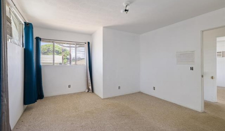 1033 16th Avenue,Honolulu,Hawaii,96816,4 Bedrooms Bedrooms,3 BathroomsBathrooms,Single family,16th,18324029