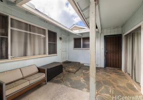 1033 16th Avenue,Honolulu,Hawaii,96816,4 Bedrooms Bedrooms,3 BathroomsBathrooms,Single family,16th,18324029