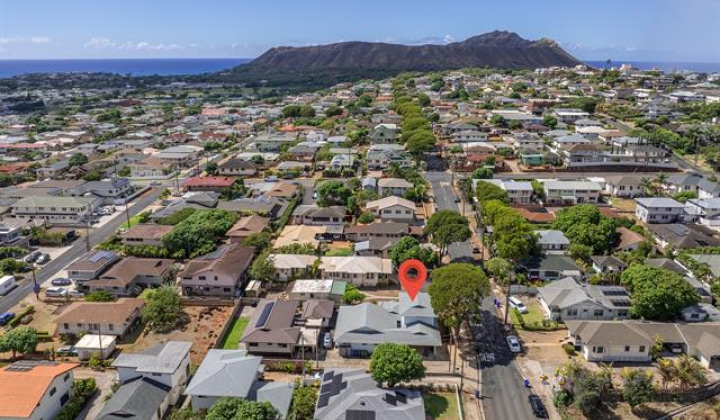 1033 16th Avenue,Honolulu,Hawaii,96816,4 Bedrooms Bedrooms,3 BathroomsBathrooms,Single family,16th,18324029