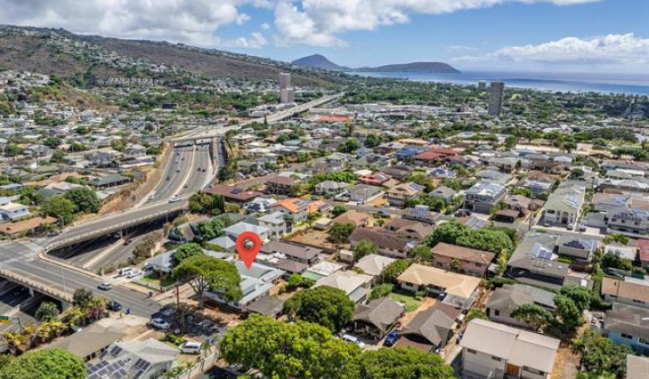 1033 16th Avenue,Honolulu,Hawaii,96816,4 Bedrooms Bedrooms,3 BathroomsBathrooms,Single family,16th,18324029