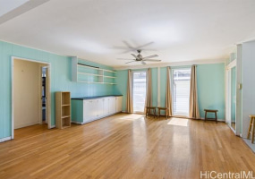 1033 16th Avenue,Honolulu,Hawaii,96816,4 Bedrooms Bedrooms,3 BathroomsBathrooms,Single family,16th,18324029
