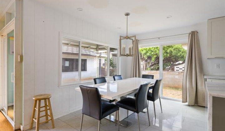 1033 16th Avenue,Honolulu,Hawaii,96816,4 Bedrooms Bedrooms,3 BathroomsBathrooms,Single family,16th,18324029