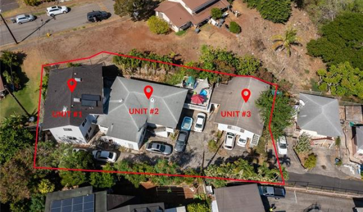 2470 School Street,Honolulu,Hawaii,96819,13 Bedrooms Bedrooms,9 BathroomsBathrooms,Single family,School,18324245