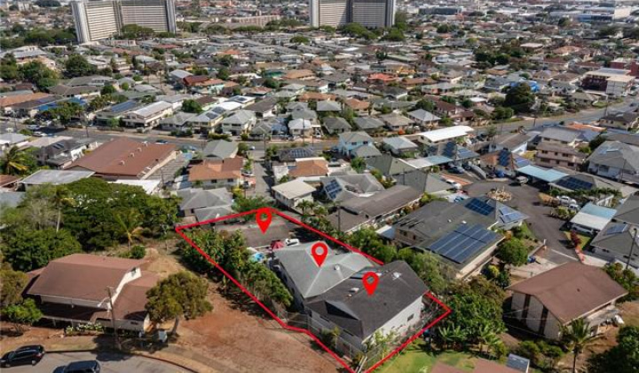 2470 School Street,Honolulu,Hawaii,96819,13 Bedrooms Bedrooms,9 BathroomsBathrooms,Single family,School,18324245