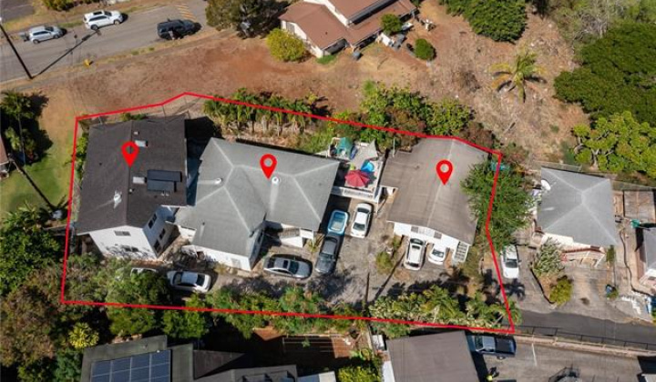 2470 School Street,Honolulu,Hawaii,96819,13 Bedrooms Bedrooms,9 BathroomsBathrooms,Single family,School,18324245