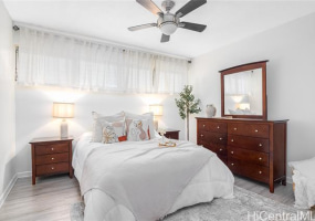 2281 Ala Wai Boulevard,Honolulu,Hawaii,96815,1 Bedroom Bedrooms,1 BathroomBathrooms,Condo/Townhouse,Ala Wai,3,18324940