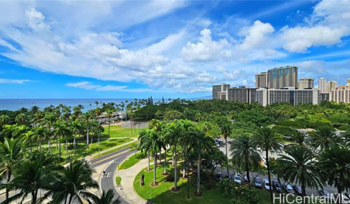 2240 Kuhio Avenue,Honolulu,Hawaii,96815,1 Bedroom Bedrooms,1 BathroomBathrooms,Condo/Townhouse,Kuhio,24,17894575