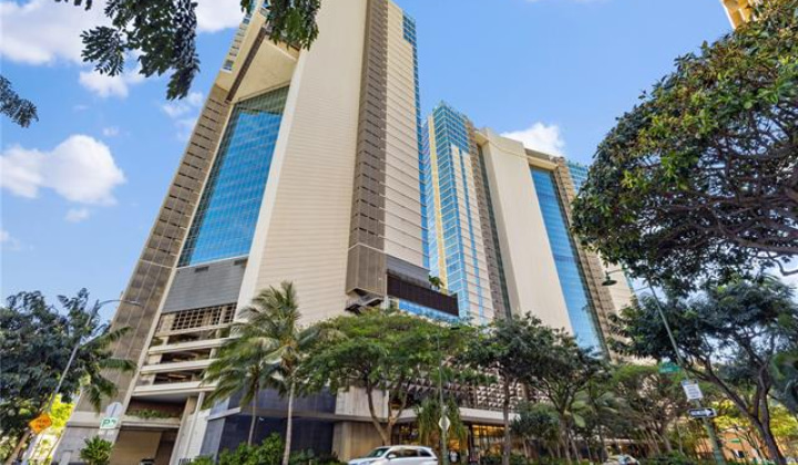 2139 Kuhio Avenue,Honolulu,Hawaii,96815,1 ベッドルーム ベッドルーム,2 バスルームバスルーム,コンド / タウンハウス,Kuhio,28,19487422