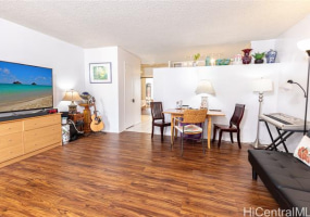 425 Ena Road,Honolulu,Hawaii,96815,2 Bedrooms Bedrooms,1 BathroomBathrooms,Condo/Townhouse,Ena,9,18325310