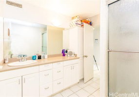 425 Ena Road,Honolulu,Hawaii,96815,2 Bedrooms Bedrooms,1 BathroomBathrooms,Condo/Townhouse,Ena,9,18325310