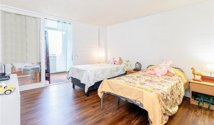 425 Ena Road,Honolulu,Hawaii,96815,2 Bedrooms Bedrooms,1 BathroomBathrooms,Condo/Townhouse,Ena,9,18325310