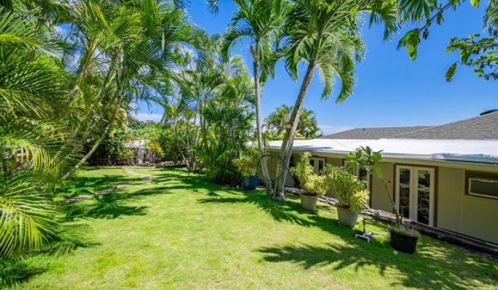 509 Lawelawe Street,Honolulu,Hawaii,96821,4 ベッドルーム ベッドルーム,2 バスルームバスルーム,一戸建て,Lawelawe,18777725