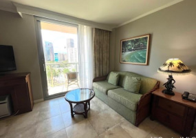 2045 Kalakaua Avenue,Honolulu,Hawaii,96815,1 バスルームバスルーム,コンド / タウンハウス,Kalakaua,8,18325676