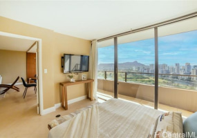 583 Kamoku Street,Honolulu,Hawaii,96826,3 Bedrooms Bedrooms,2 BathroomsBathrooms,Condo/Townhouse,Kamoku,37,18325743
