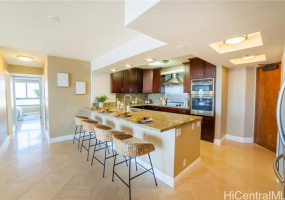 583 Kamoku Street,Honolulu,Hawaii,96826,3 Bedrooms Bedrooms,2 BathroomsBathrooms,Condo/Townhouse,Kamoku,37,18325743