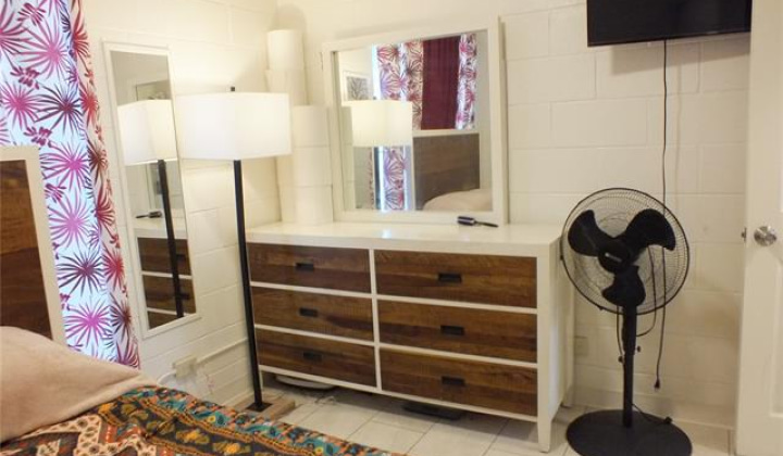 828 Puuhale Road,Honolulu,Hawaii,96819,2 Bedrooms Bedrooms,1 BathroomBathrooms,Condo/Townhouse,Puuhale,2,18325928