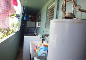 828 Puuhale Road,Honolulu,Hawaii,96819,2 Bedrooms Bedrooms,1 BathroomBathrooms,Condo/Townhouse,Puuhale,2,18325928