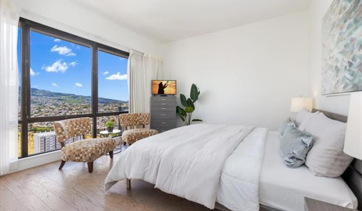229 Paoakalani Avenue,Honolulu,Hawaii,96815,2 ベッドルーム ベッドルーム,2 バスルームバスルーム,コンド / タウンハウス,Paoakalani,38,18778086