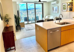 1388 Kapiolani Boulevard,Honolulu,Hawaii,96814,2 ベッドルーム ベッドルーム,2 バスルームバスルーム,コンド / タウンハウス,Kapiolani,34,18327223