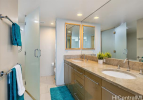 1200 Queen Emma Street,Honolulu,Hawaii,96813,2 ベッドルーム ベッドルーム,2 バスルームバスルーム,コンド / タウンハウス,Queen Emma,32,18327423