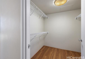 1200 Queen Emma Street,Honolulu,Hawaii,96813,2 ベッドルーム ベッドルーム,2 バスルームバスルーム,コンド / タウンハウス,Queen Emma,32,18327423
