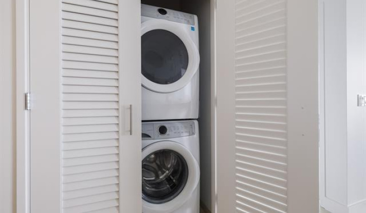 629 Keeaumoku Street,Honolulu,Hawaii,96814,2 ベッドルーム ベッドルーム,2 バスルームバスルーム,コンド / タウンハウス,Keeaumoku,35,18327717