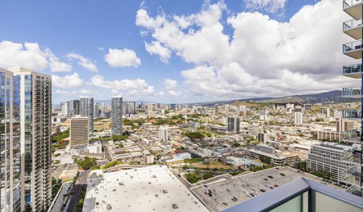 629 Keeaumoku Street,Honolulu,Hawaii,96814,2 ベッドルーム ベッドルーム,2 バスルームバスルーム,コンド / タウンハウス,Keeaumoku,35,18327717