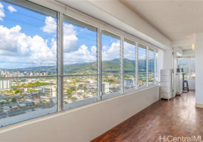 2525 Date Street,Honolulu,Hawaii,96826,1 ベッドルーム ベッドルーム,1 バスルームバスルーム,コンド / タウンハウス,Date,36,18328112