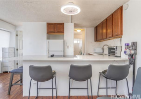 2525 Date Street,Honolulu,Hawaii,96826,1 ベッドルーム ベッドルーム,1 バスルームバスルーム,コンド / タウンハウス,Date,36,18328112