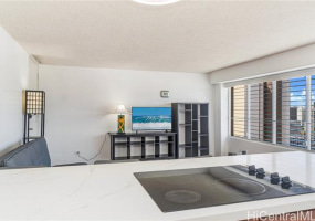 2525 Date Street,Honolulu,Hawaii,96826,1 ベッドルーム ベッドルーム,1 バスルームバスルーム,コンド / タウンハウス,Date,36,18328112