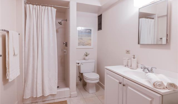 1550 Wilder Avenue,Honolulu,Hawaii,96822,1 BathroomBathrooms,Condo/Townhouse,Wilder,11,18328312