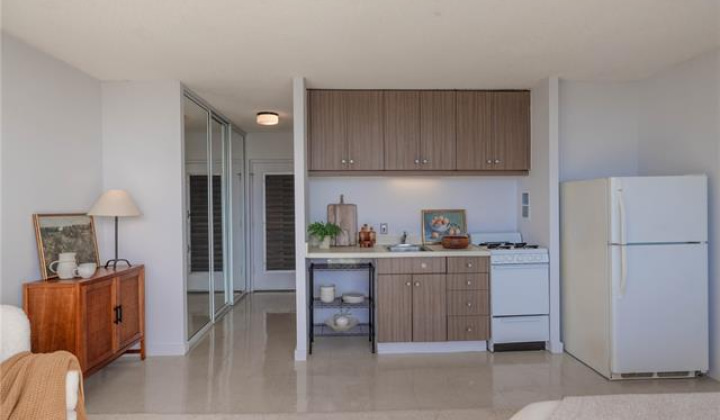 1550 Wilder Avenue,Honolulu,Hawaii,96822,1 BathroomBathrooms,Condo/Townhouse,Wilder,11,18328312