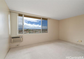 909 Ala Nanala Street,Honolulu,Hawaii,96818,1 Bedroom Bedrooms,1 BathroomBathrooms,Condo/Townhouse,Ala Nanala,18,18328344
