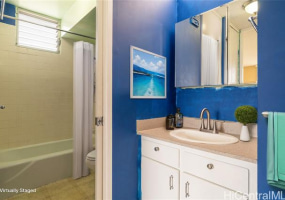 909 Ala Nanala Street,Honolulu,Hawaii,96818,1 Bedroom Bedrooms,1 BathroomBathrooms,Condo/Townhouse,Ala Nanala,18,18328344