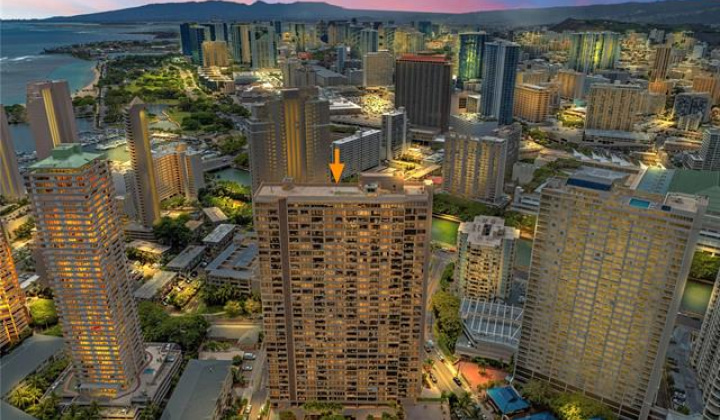 411 Hobron Lane,Honolulu,Hawaii,96815,2 ベッドルーム ベッドルーム,1 バスルームバスルーム,コンド / タウンハウス,Hobron,33,18781868