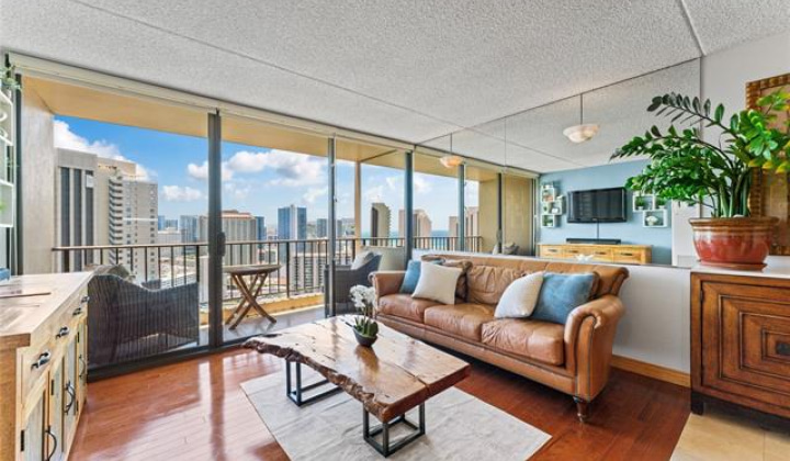 411 Hobron Lane,Honolulu,Hawaii,96815,2 ベッドルーム ベッドルーム,1 バスルームバスルーム,コンド / タウンハウス,Hobron,33,18781868