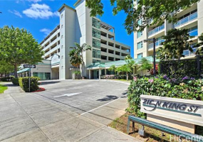 215 King Street,Honolulu,Hawaii,96817,2 ベッドルーム ベッドルーム,2 バスルームバスルーム,コンド / タウンハウス,King,2,18329007