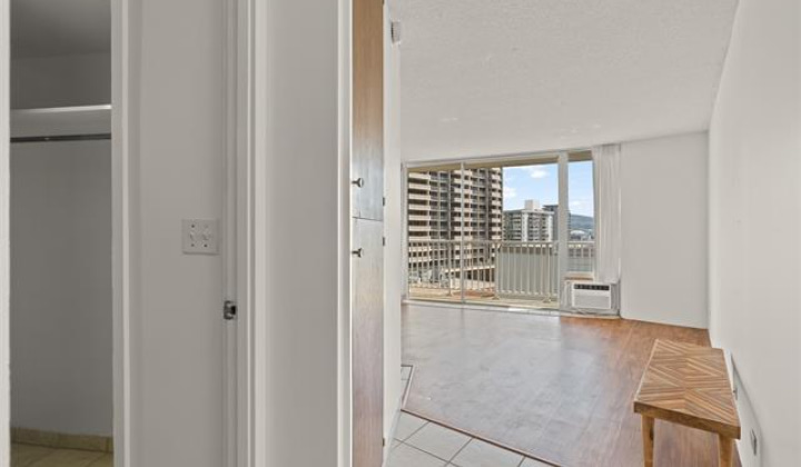 750 Amana Street,Honolulu,Hawaii,96814,1 BathroomBathrooms,Condo/Townhouse,Amana,8,18329267