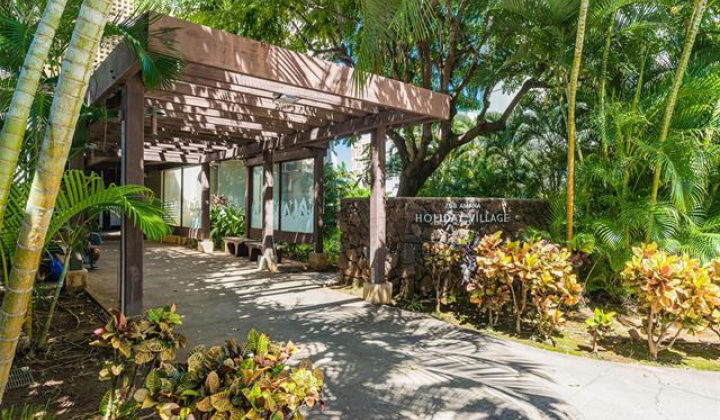 750 Amana Street,Honolulu,Hawaii,96814,1 BathroomBathrooms,Condo/Townhouse,Amana,8,18329267