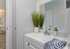 1543 Makiki Street,Honolulu,Hawaii,96822,2 Bedrooms Bedrooms,1 BathroomBathrooms,Condo/Townhouse,Makiki,5,18329316