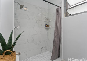 1543 Makiki Street,Honolulu,Hawaii,96822,2 Bedrooms Bedrooms,1 BathroomBathrooms,Condo/Townhouse,Makiki,5,18329316