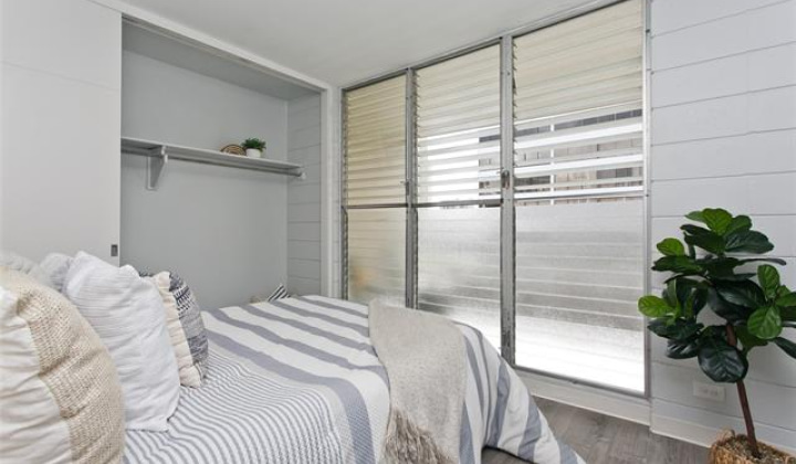 1543 Makiki Street,Honolulu,Hawaii,96822,2 Bedrooms Bedrooms,1 BathroomBathrooms,Condo/Townhouse,Makiki,5,18329316