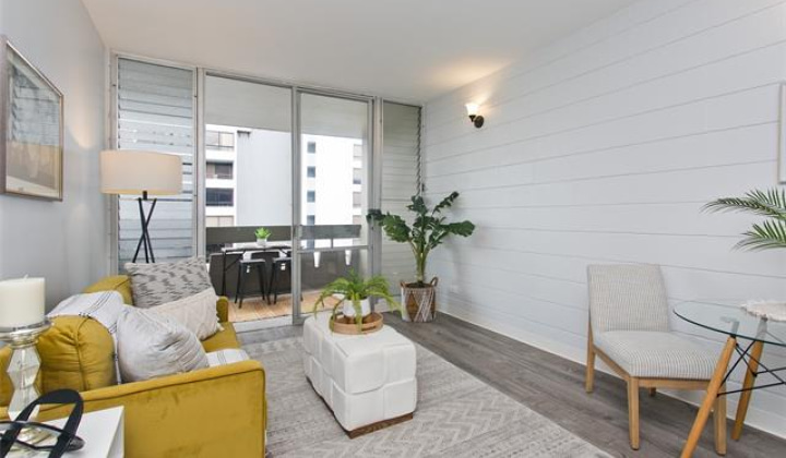 1543 Makiki Street,Honolulu,Hawaii,96822,2 Bedrooms Bedrooms,1 BathroomBathrooms,Condo/Townhouse,Makiki,5,18329316