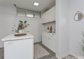 1543 Makiki Street,Honolulu,Hawaii,96822,2 Bedrooms Bedrooms,1 BathroomBathrooms,Condo/Townhouse,Makiki,5,18329316