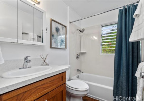 3657 Woodlawn Drive,Honolulu,Hawaii,96822,4 ベッドルーム ベッドルーム,3 バスルームバスルーム,一戸建て,Woodlawn,18782057