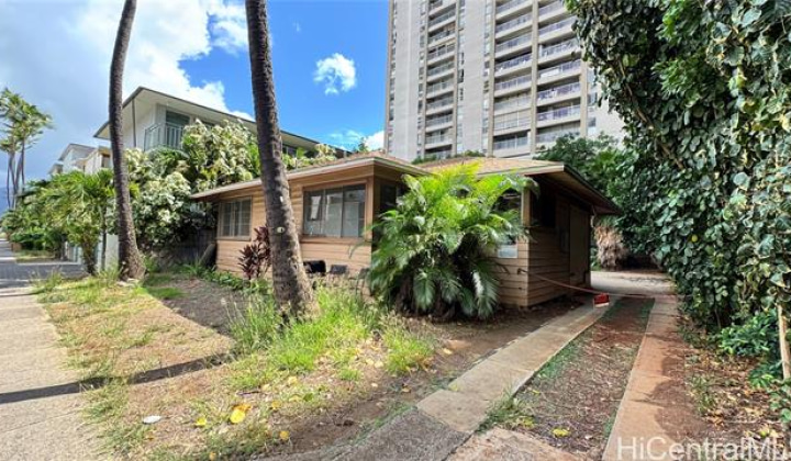 419 Pau Street,Honolulu,Hawaii,96815,3 Bedrooms Bedrooms,1 BathroomBathrooms,Single family,Pau,18329605