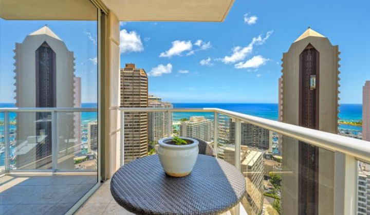 1551 Ala Wai Boulevard,Honolulu,Hawaii,96815,2 ベッドルーム ベッドルーム,2 バスルームバスルーム,コンド / タウンハウス,Ala Wai,29,18782294