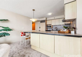 801 King Street,Honolulu,Hawaii,96813,2 ベッドルーム ベッドルーム,2 バスルームバスルーム,コンド / タウンハウス,King,27,18330231